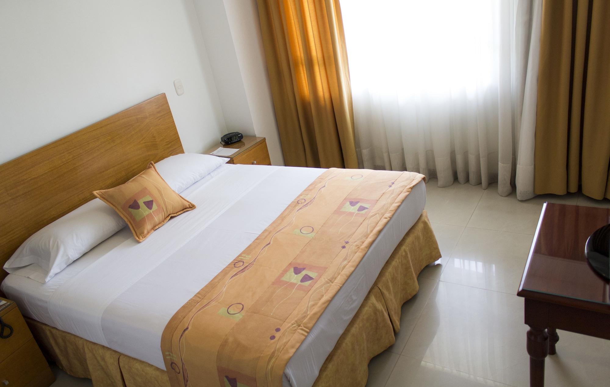 Portal Del Rodeo Apartahotel Медельїн Екстер'єр фото