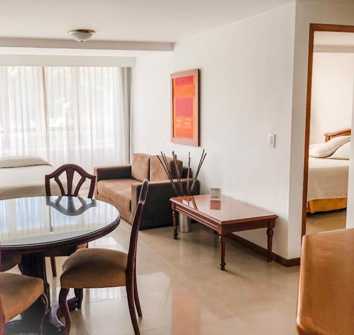 Portal Del Rodeo Apartahotel Медельїн Екстер'єр фото