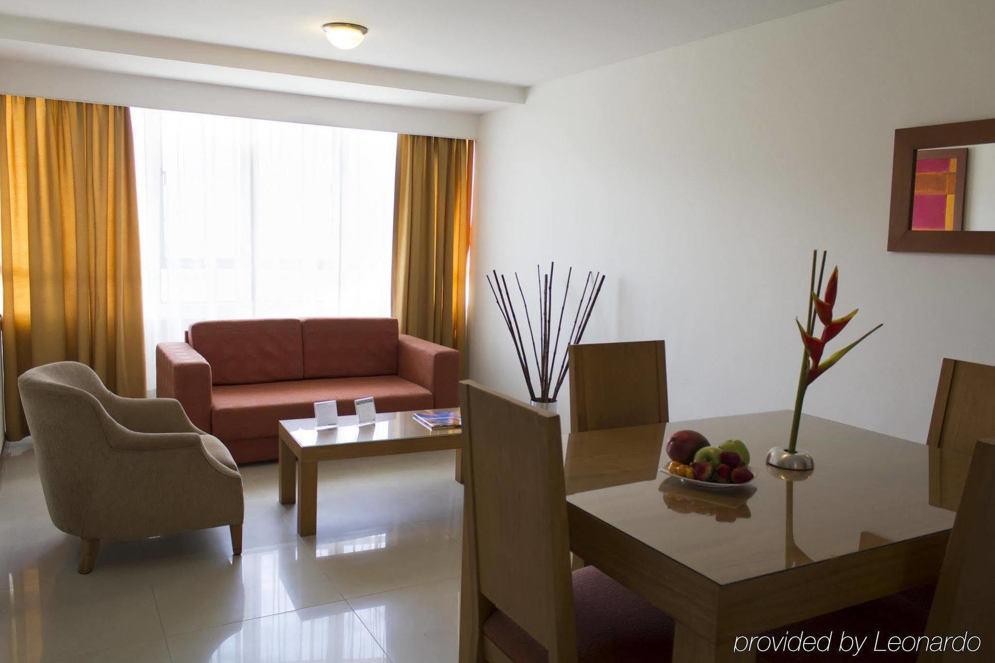Portal Del Rodeo Apartahotel Медельїн Екстер'єр фото