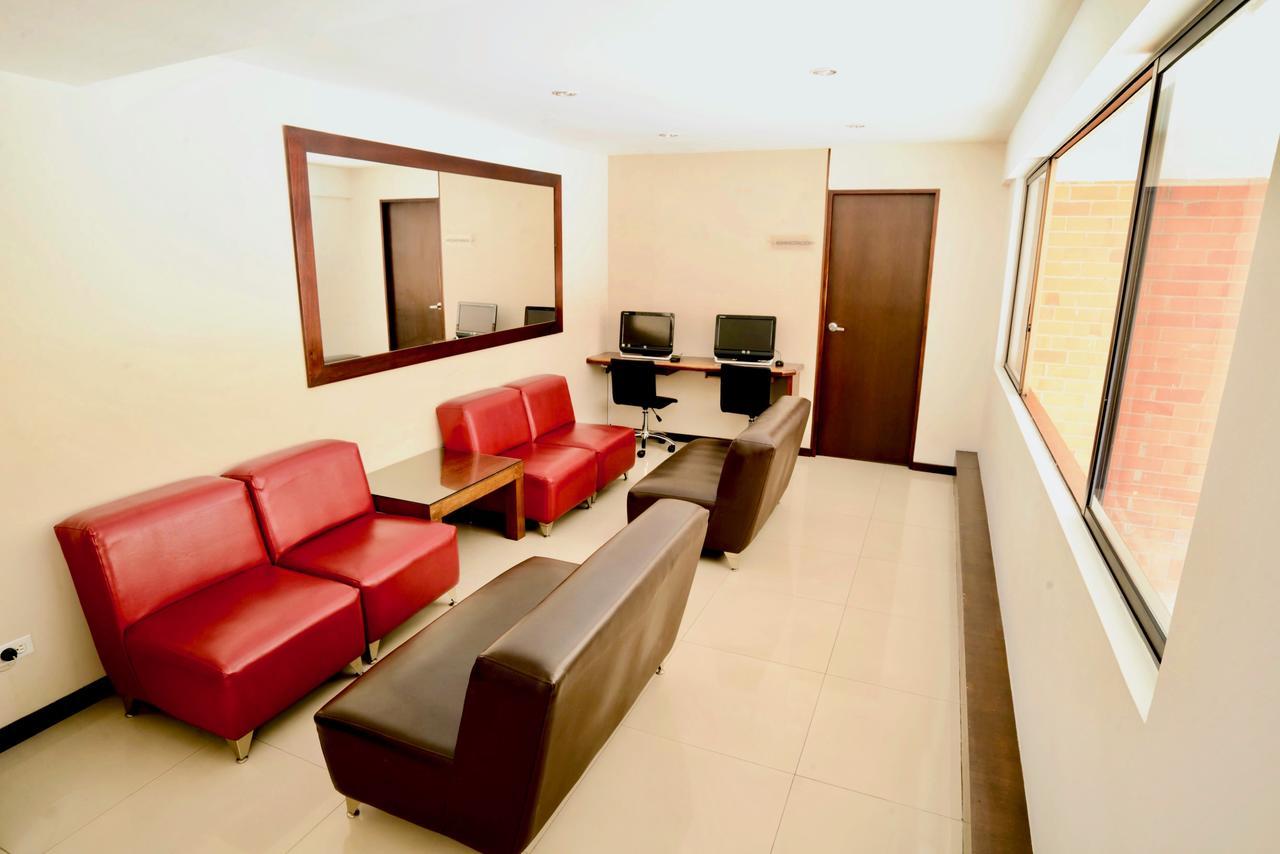 Portal Del Rodeo Apartahotel Медельїн Екстер'єр фото